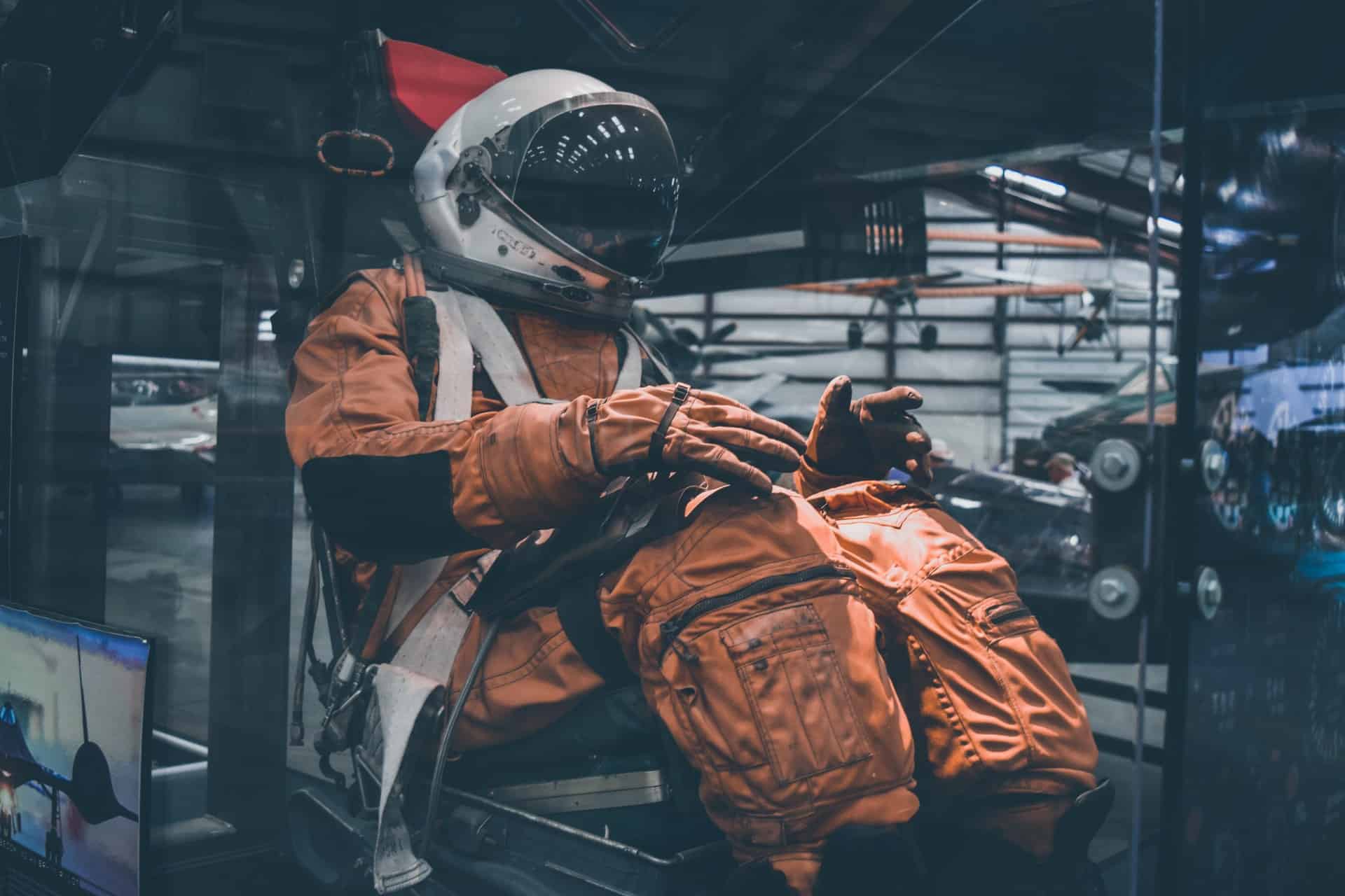 What Would Happen If You Didn’t Wear a Spacesuit on Mars?